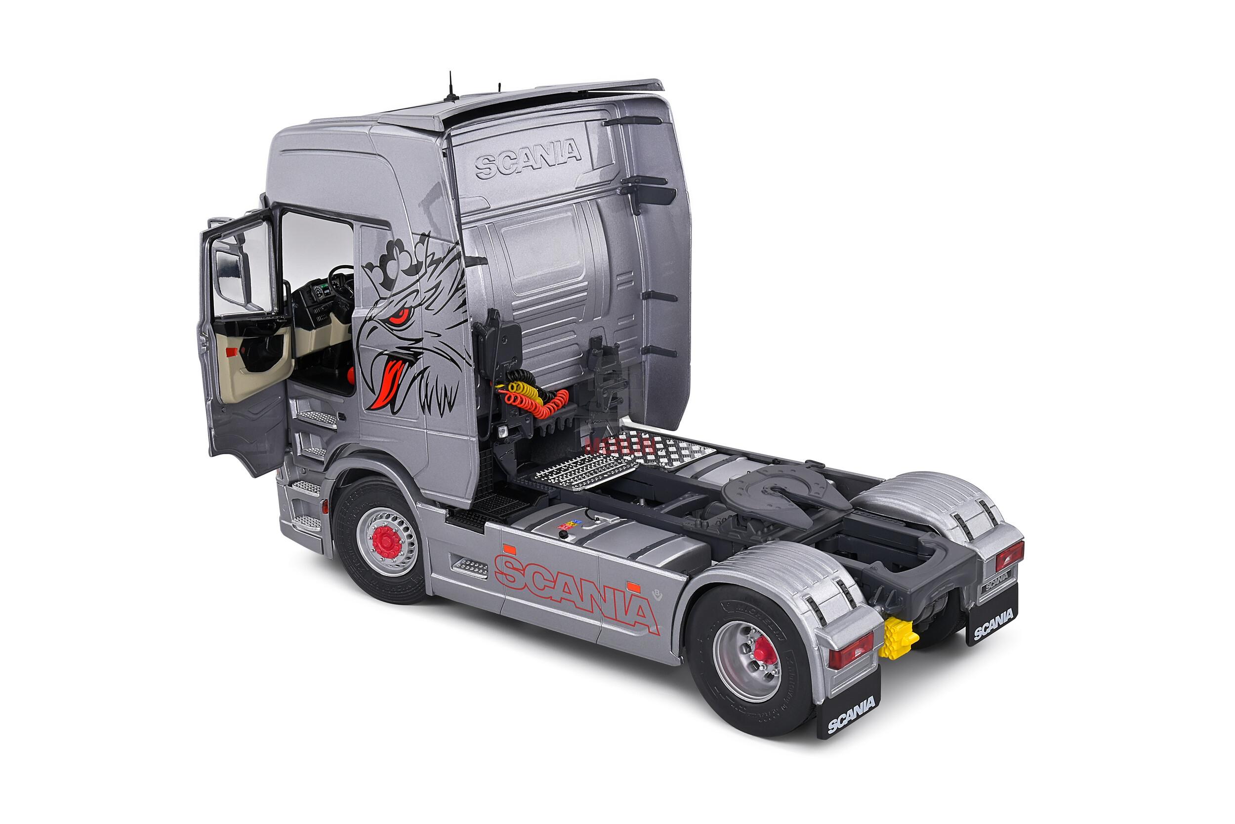 1/24 Scania 580S HighLine – Custom silver – 2024 Tır Çekici