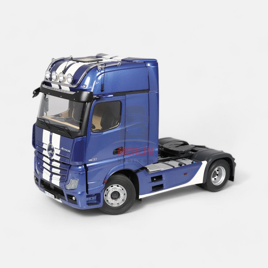 1/18 Mercedes-Benz Actros GigaSpace 4x2 & Lohr car transporter - Araç Taşıyıcı Tır