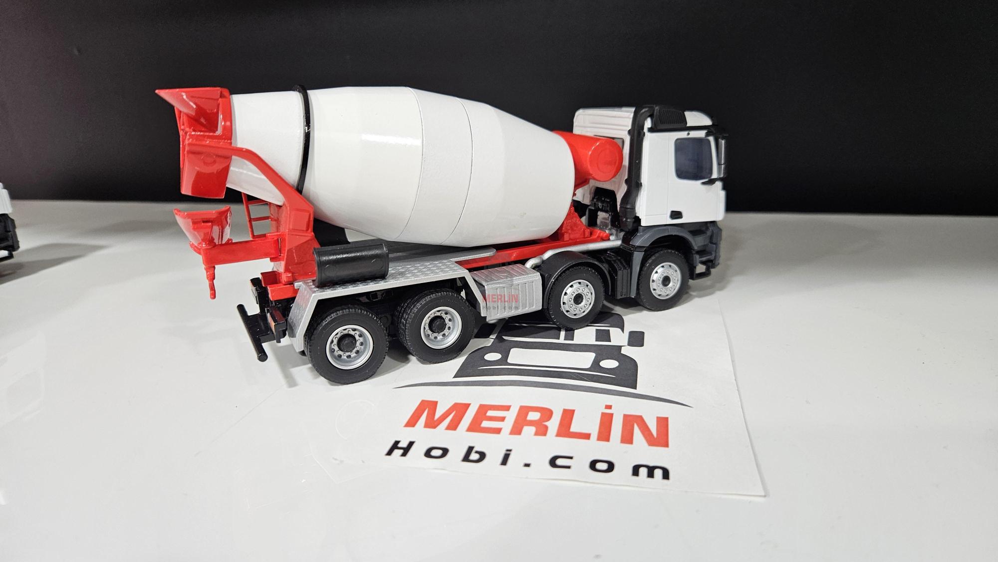 1/50 Mercedes Arocs 8X4 Beton Mikseri - Kırmızı