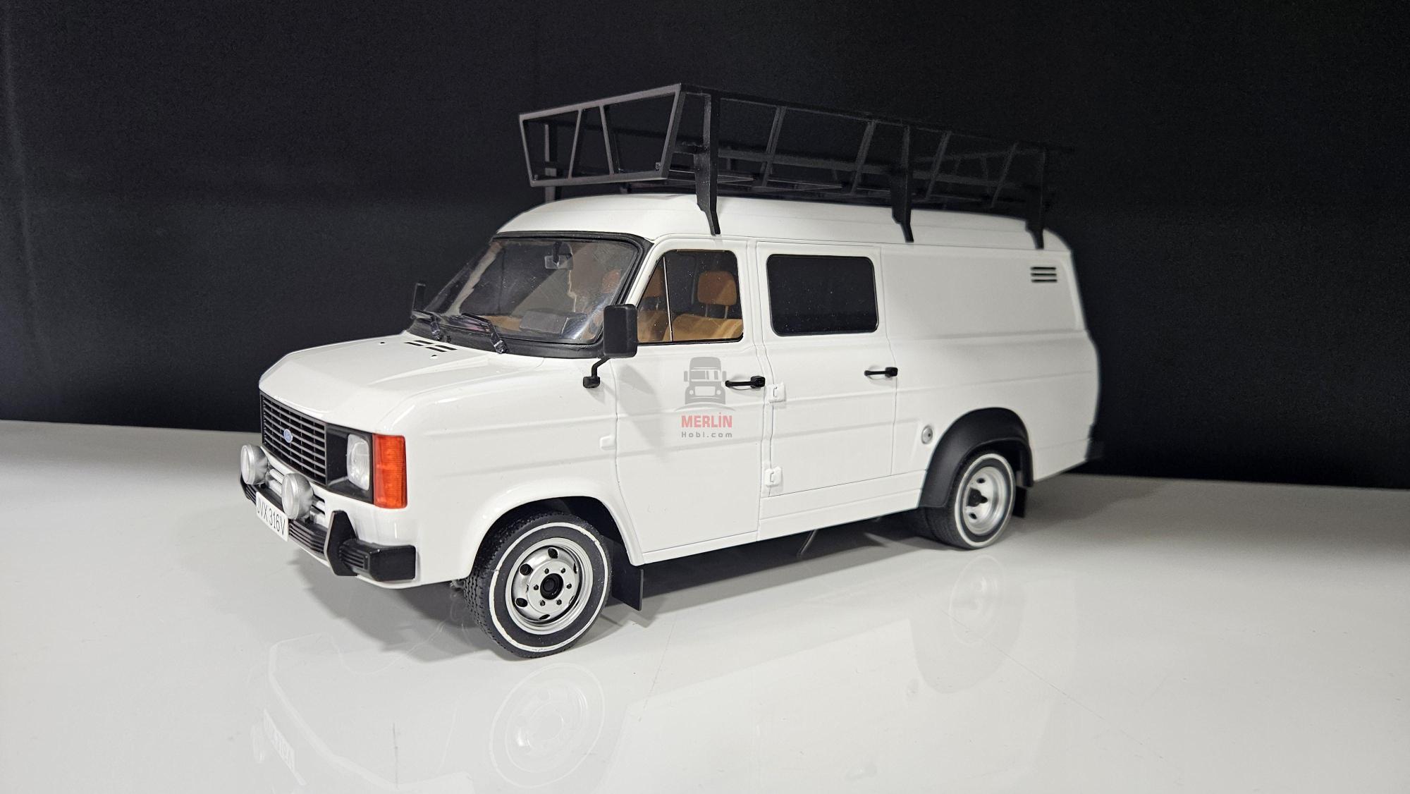 1/18 Ford Transit MKII - 1979 - Beyaz Renk