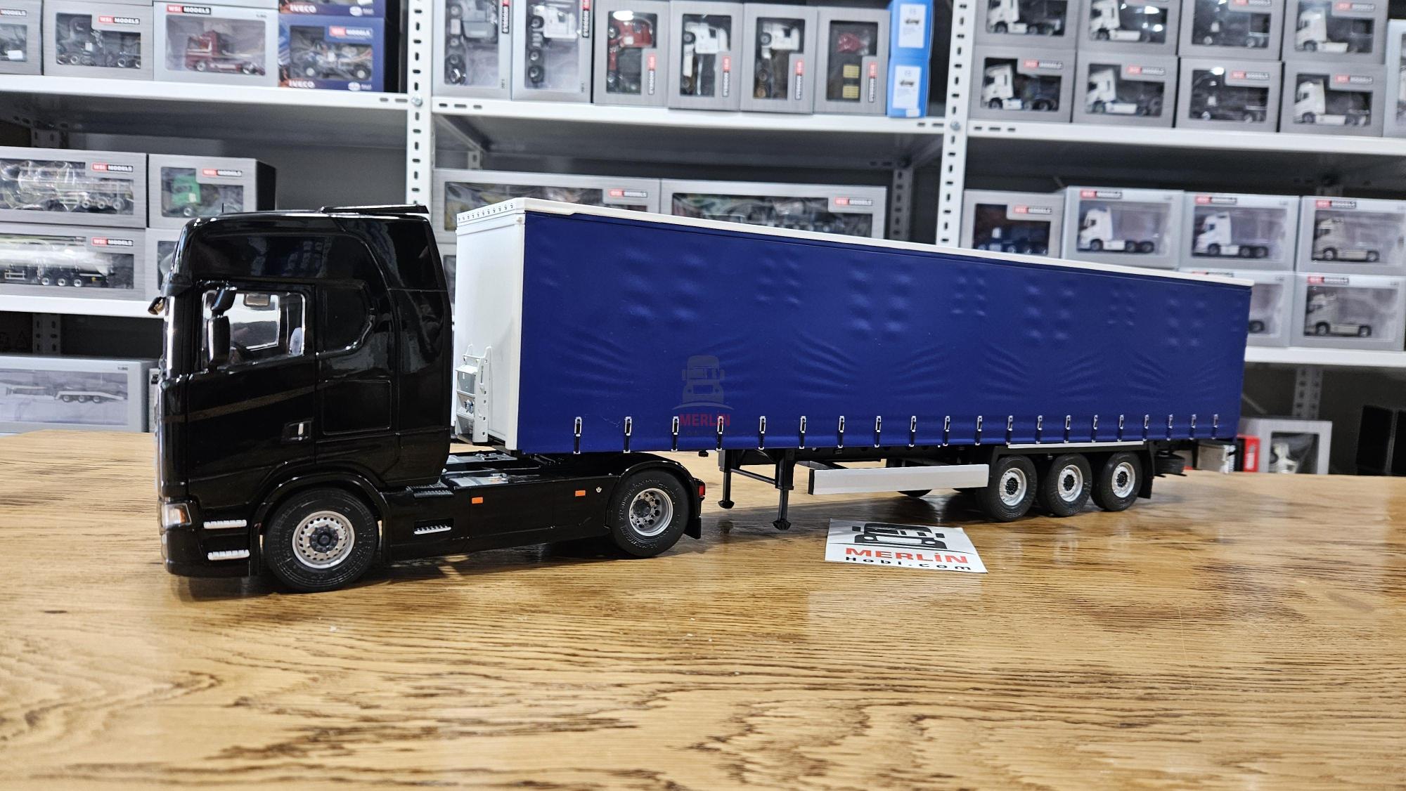 1/24 Scania 580S HIGHLINE + Tenteli Treyler – Solido