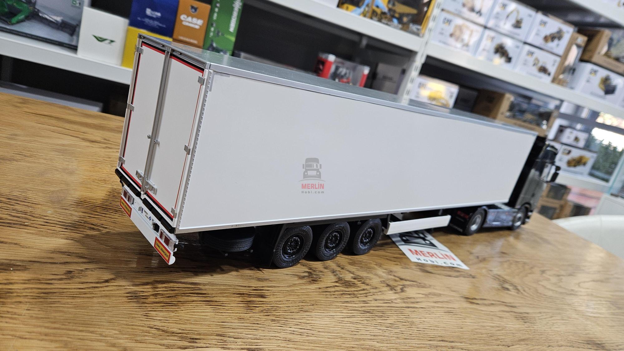 1/24 Scania 580S HIGHLINE + Frigo Soğutuculu Treyler – Solido