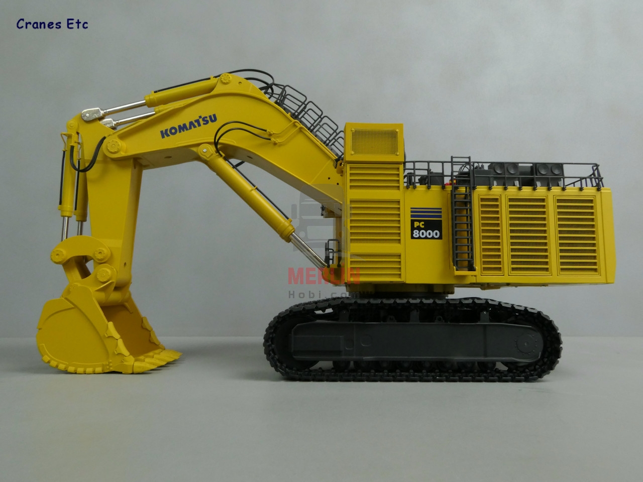 1/50 KOMATSU PC8000-6 Beko Diesel Versiyon - Dev Maden Eskavatörü