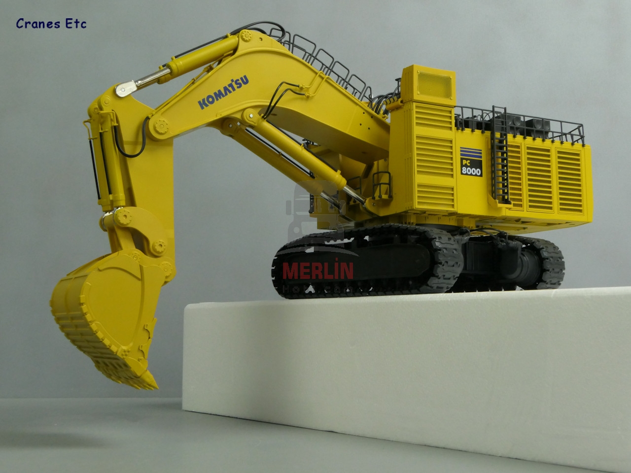 1/50 KOMATSU PC8000-6 Beko Diesel Versiyon - Dev Maden Eskavatörü