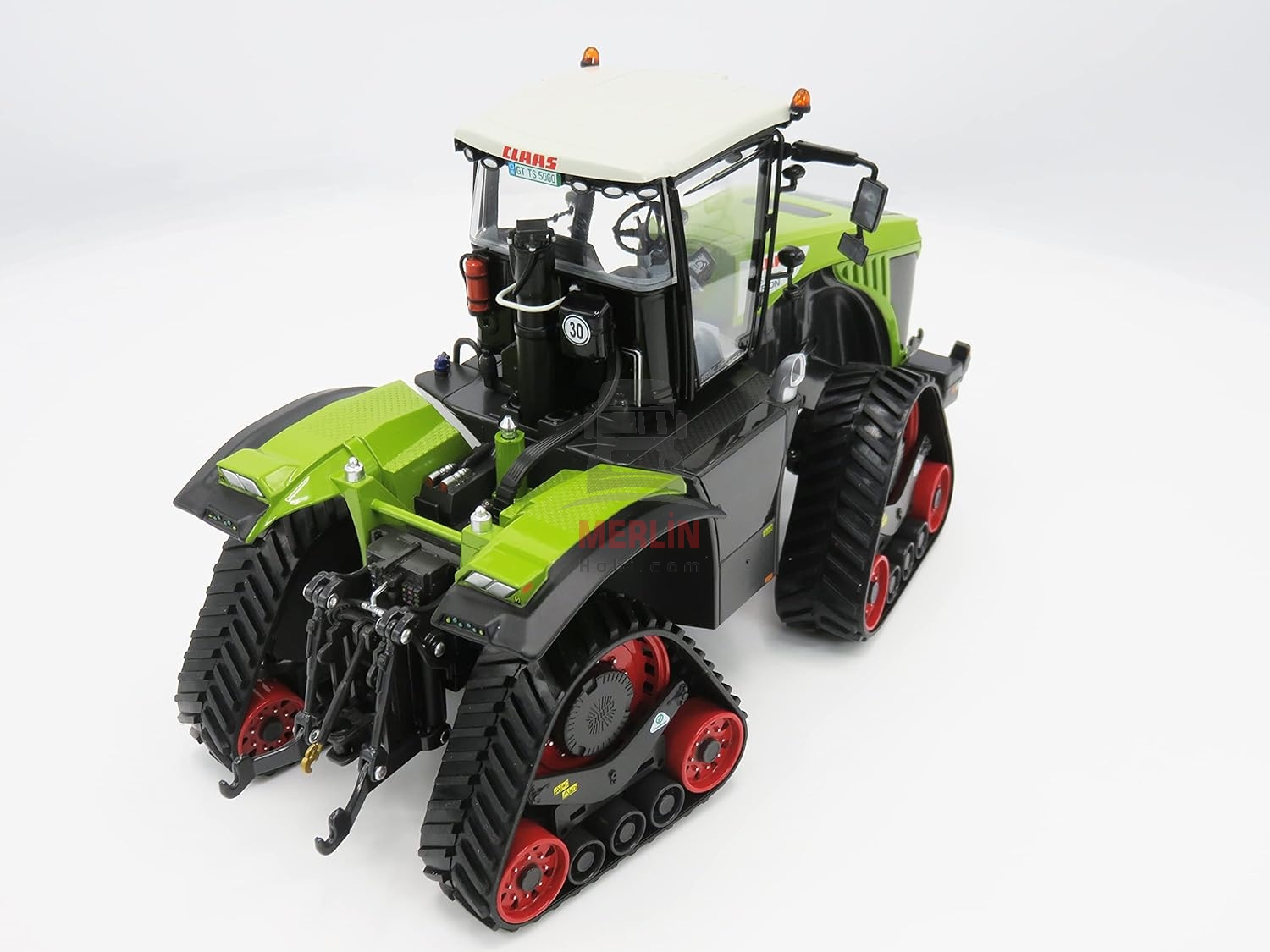 1/32 CLAAS Claas Xerion 5000  Paletli Traktör