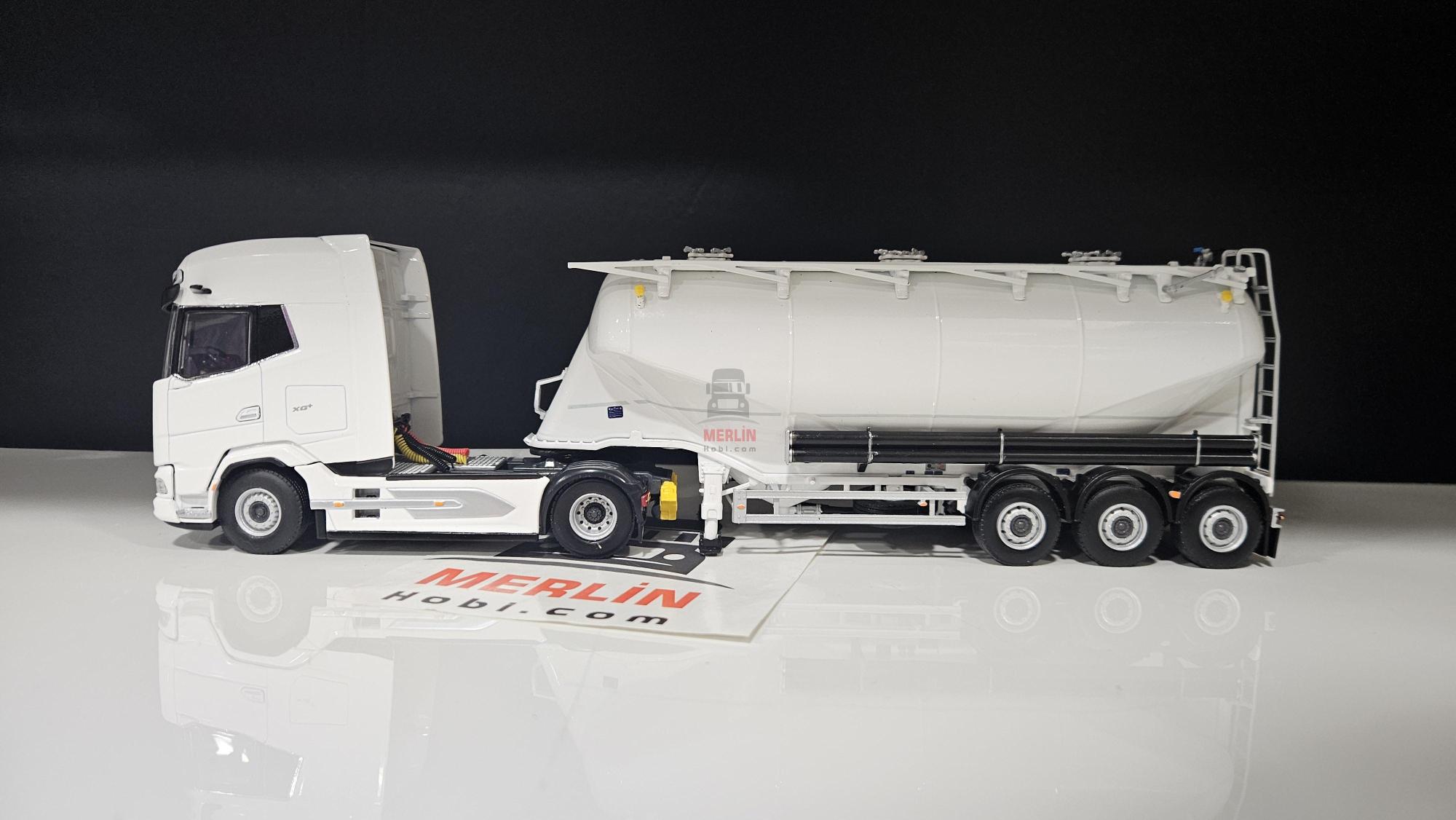 1/50 Daf XG+ 4X2 + Silobas Dorseli