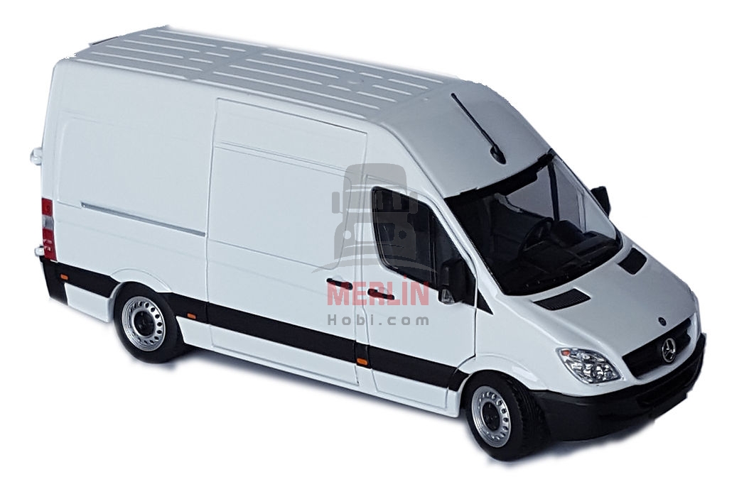 1/32 Marge Mercedes-Benz Sprinter - Beyaz Renk