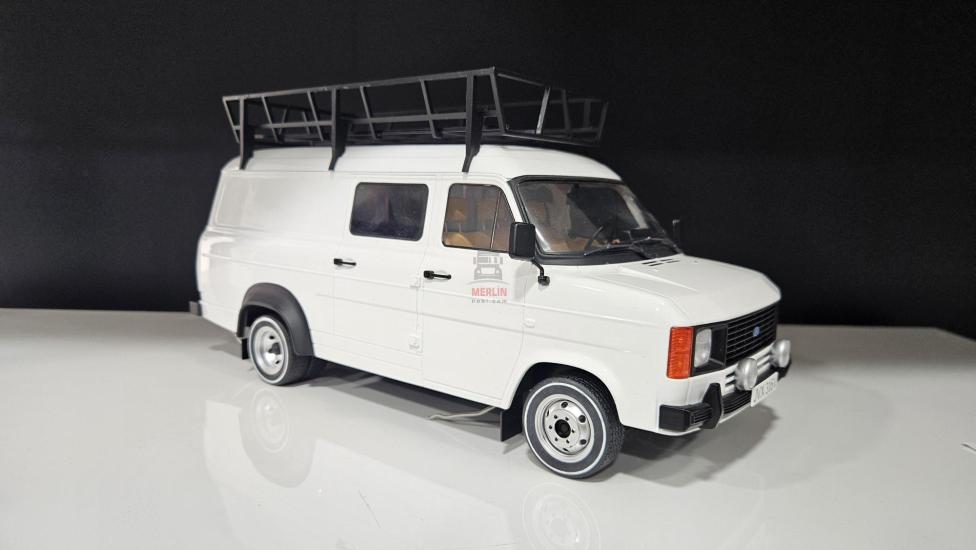 1/18 Ford Transit MKII - 1979 - Beyaz Renk