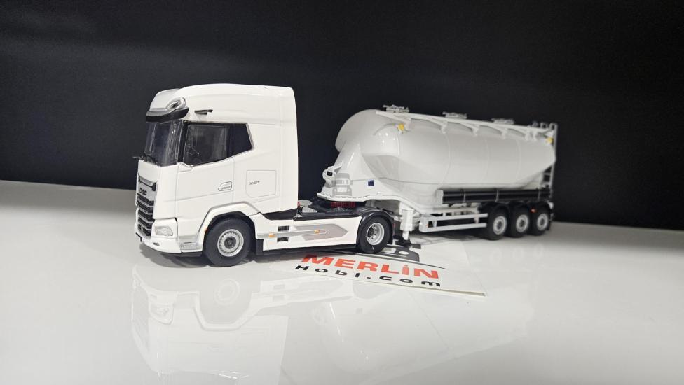 1/50 Daf XG+ 4X2 + Silobas Dorseli