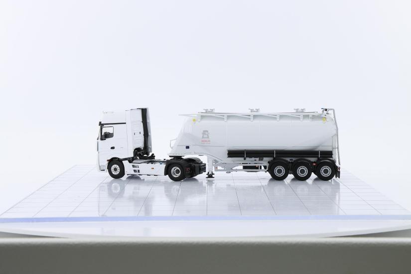 1/50 Merlin Hobi; MERCEDES-BENZ ACTROS MP5 STREAM SPACE 4X2 BULK TRAILER - 3 AXLE