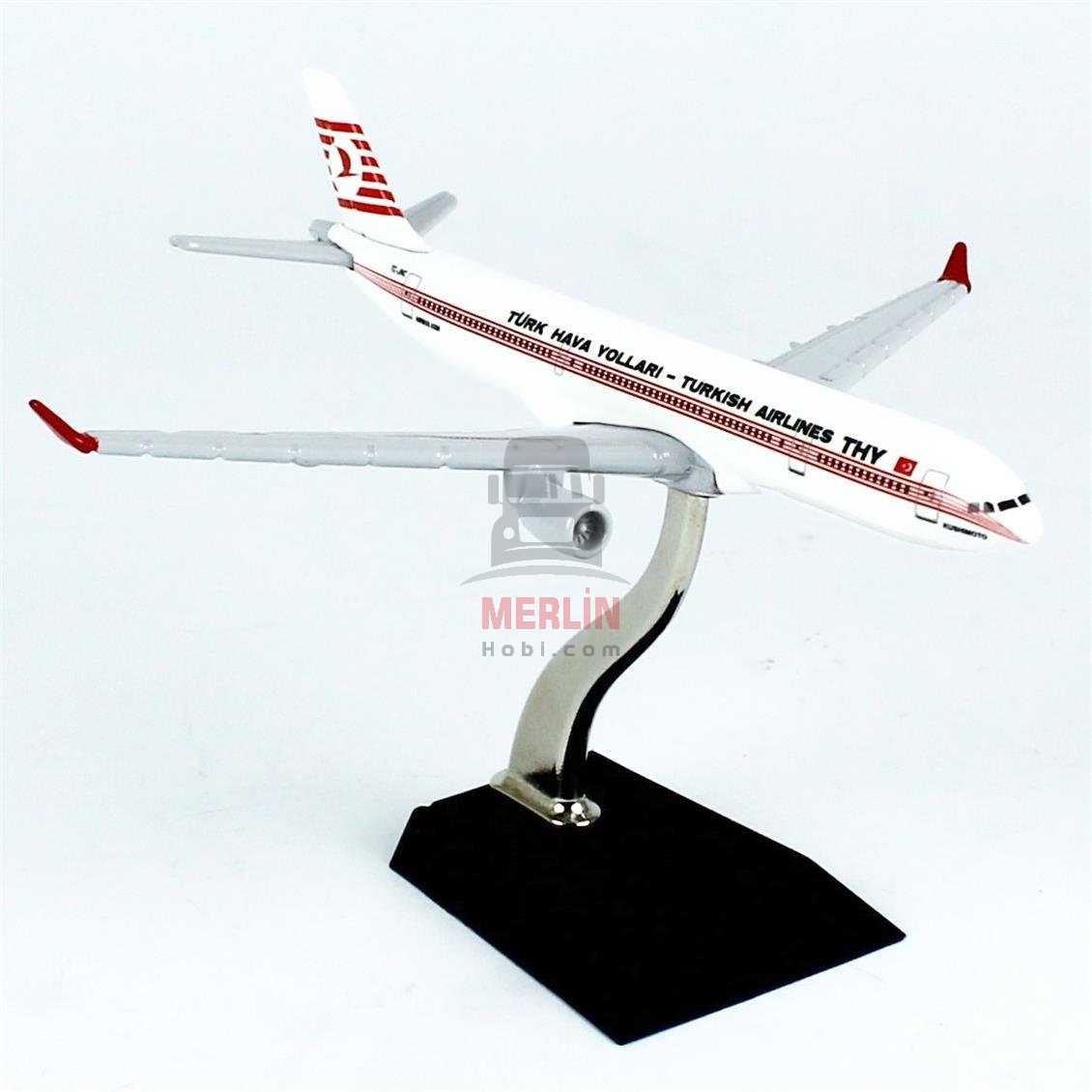 1/400 ÖLÇEK, THY PİYAMA LOGOLU AİRBUS A330-300 YOLCU UÇAĞI, SERGİLEMEYE HAZIR AHŞAP STANDLI METAL MODEL